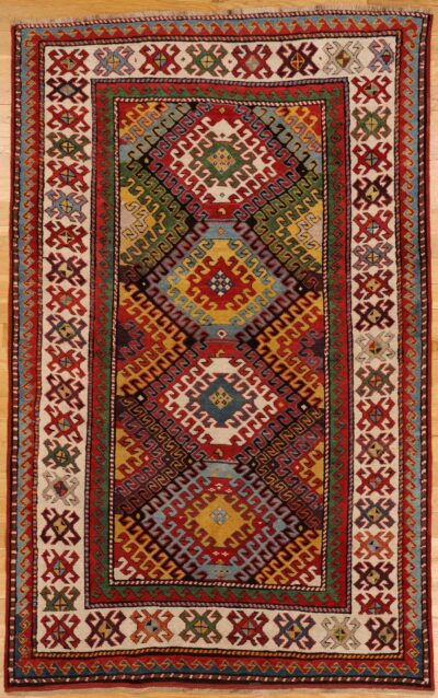 Kazak rug (609)